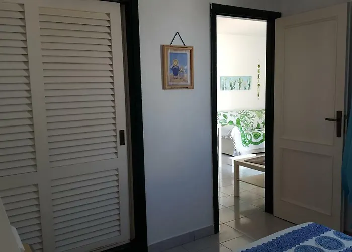 Puerta Del Sol Apartment